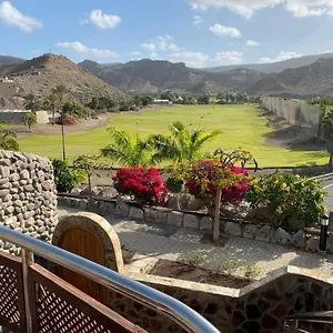  Villa Golf Tauro